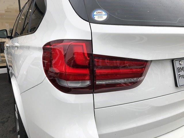 xDrive 35d Mスポーツ 車検整備付 パノラマサンルーフ 禁煙車 ブラックレザーシート 前車追従機能 純正HDDナビ 全方位カメラ/センサー 20インチAW フルセグTV ウッドトリム 衝突被害軽減ブレーキ 全席シートヒーター(58枚目)