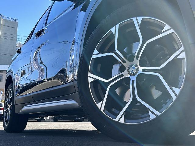 ブラウンレザー電動シート アンビエントライト ウッドトリム シートヒーター オートトランク 前車追従機能 前後センサー バックカメラ パーキングアシスト インテリジェントセーフティ 弊社下取 禁煙車両(33枚目)