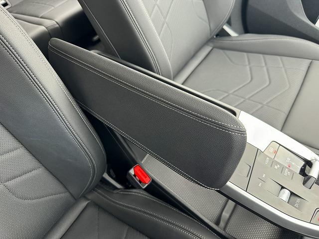 ２シリーズ ２１８ｉアクティブツアラー　エクスクルーシブ　弊社デモンストレーションカー　禁煙車両　トップビューカメラ　パーキングアシスト　後退アシスト　ブラックレザーシート　フロントシートヒーター　ヘッドアップディスプレ　インテリジェントセーフティ（44枚目）