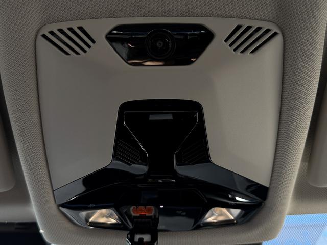 2シリーズ 弊社デモンストレーションカー 禁煙車両 アクティブクルーズコントロール トップビューカメラ フロントシートヒーター ブラックレザーシート Bluetooth ウッドトリム ワイヤレスチャージ(32枚目)