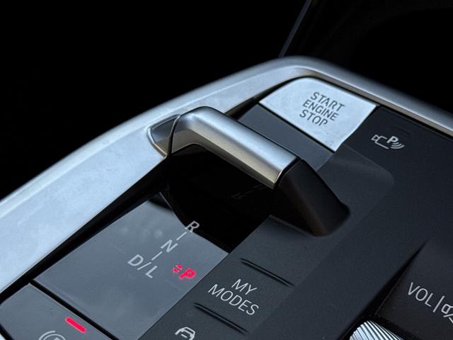 2シリーズ 弊社デモンストレーションカー 禁煙車両 アクティブクルーズコントロール トップビューカメラ フロントシートヒーター ブラックレザーシート Bluetooth ウッドトリム ワイヤレスチャージ(54枚目)