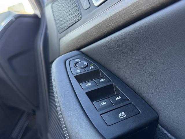 2シリーズ 弊社デモンストレーションカー 禁煙車両 アクティブクルーズコントロール トップビューカメラ フロントシートヒーター ブラックレザーシート Bluetooth ウッドトリム ワイヤレスチャージ(63枚目)