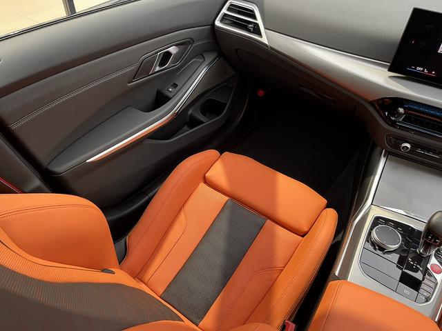 M3 M3セダン コンペティション M xDrive 全国正規ディーラー保証付/2年】【走行距離無制限】LCI後期型 黒オレンジレザー Mコンフォートパッケージ ベンチレーション BMWレーザーライト Mブレーキシステム 19/20インチ鍛造アルミ 禁煙(15枚目)