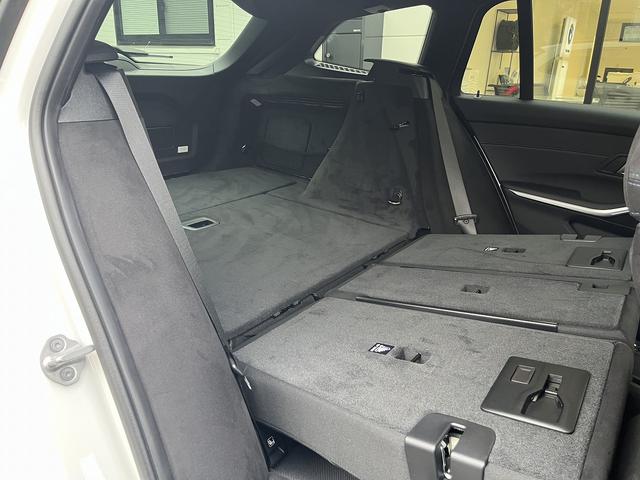 3シリーズ 320d xDriveツーリング Mスポーツ 【全国正規ディーラー保証付/2年】【走行距離無制限】 弊社デモンストレーションカー 禁煙車両 アクティブクルーズコントロール 全方位カメラ ヘッドアップディスプレ アップルカープレイ シートメモリー(13枚目)