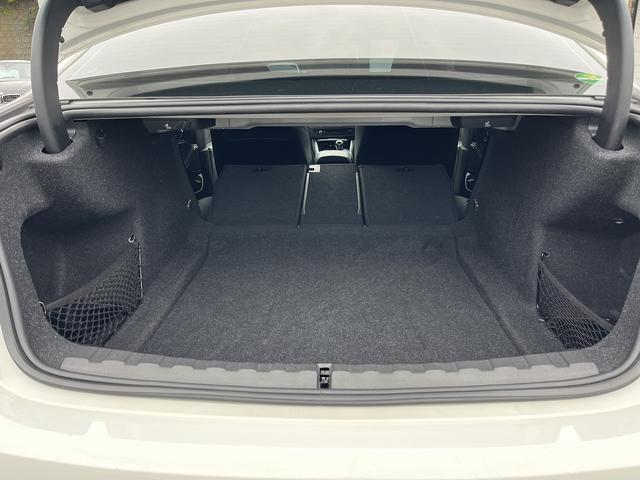 ３シリーズ ３２０ｄ　ｘＤｒｉｖｅ　Ｍスポーツ　【全国正規ディーラー保証付／２年】【走行距離無制限】　禁煙車両　アクティブクルーズコントロール　全方位センサー　トップビューカメラ　フロントシートヒーター　オートトランク　アンビエントライト（12枚目）