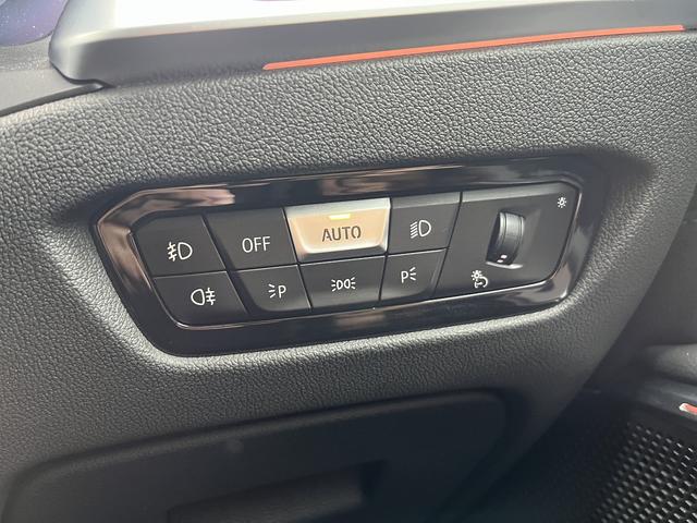 ３シリーズ ３２０ｄ　ｘＤｒｉｖｅ　Ｍスポーツ　【全国正規ディーラー保証付／２年】【走行距離無制限】　禁煙車両　アクティブクルーズコントロール　全方位センサー　トップビューカメラ　フロントシートヒーター　オートトランク　アンビエントライト（55枚目）