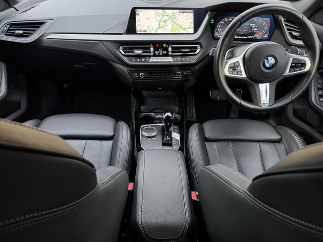 ２シリーズ 　【全国正規ディーラー保証付／２年】【走行距離無制限】弊社販売管理顧客下取　１オーナー禁煙　黒レザーシート　ＨＵＤ　ＭプラスＰＫＧ（アダプティブサスペンション　サンプロテクションガラス　Ｍシートベルト）（3枚目）