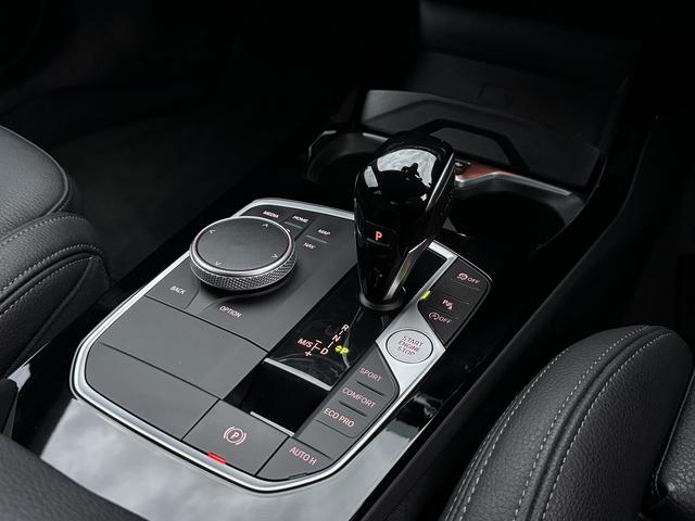 ２シリーズ 　【全国正規ディーラー保証付／２年】【走行距離無制限】弊社販売管理顧客下取　１オーナー禁煙　黒レザーシート　ＨＵＤ　ＭプラスＰＫＧ（アダプティブサスペンション　サンプロテクションガラス　Ｍシートベルト）（48枚目）