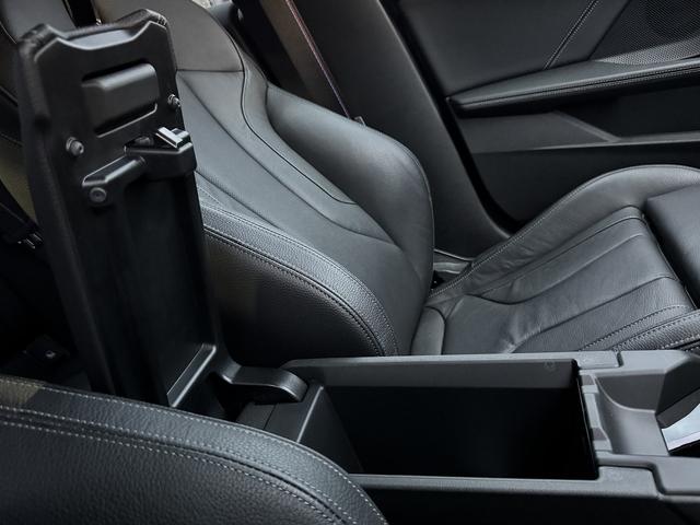 ２シリーズ 　【全国正規ディーラー保証付／２年】【走行距離無制限】弊社販売管理顧客下取　１オーナー禁煙　黒レザーシート　ＨＵＤ　ＭプラスＰＫＧ（アダプティブサスペンション　サンプロテクションガラス　Ｍシートベルト）（52枚目）