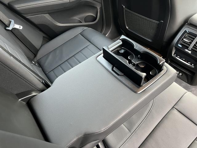 X3 xDrive 20d Mスポーツハイラインパッケージ 【全国正規ディーラー保証付/2年】【走行距離無制限】 アクティブクルーズコントロール ヘッドアップディスプレ 純正TV トップビューカメラ ブラックレザーシート 全席シートヒーター 禁煙車両(22枚目)