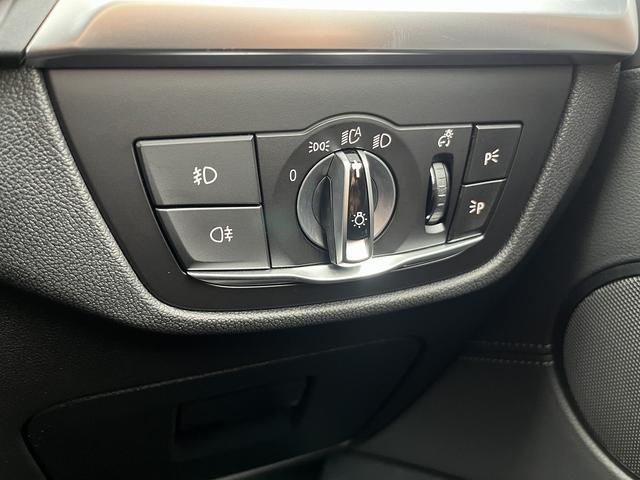 X3 xDrive 20d Mスポーツハイラインパッケージ 【全国正規ディーラー保証付/2年】【走行距離無制限】 アクティブクルーズコントロール ヘッドアップディスプレ 純正TV トップビューカメラ ブラックレザーシート 全席シートヒーター 禁煙車両(54枚目)