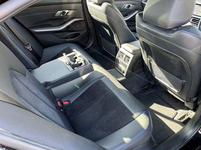 ３シリーズ ３２０ｉ　Ｍスポーツ　【全国正規ディーラー保証付／２年】【走行距離無制限】　禁煙車　アクティブクルーズコントロール　後方カメラ　前後センサー　フロントシートヒーター　Ｂｌｕｅｔｏｏｔｈ　ワイヤレスチャージ（20枚目）