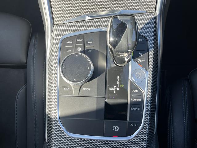 ３シリーズ ３２０ｉ　Ｍスポーツ　【全国正規ディーラー保証付／２年】【走行距離無制限】　禁煙車　アクティブクルーズコントロール　後方カメラ　前後センサー　フロントシートヒーター　Ｂｌｕｅｔｏｏｔｈ　ワイヤレスチャージ（51枚目）