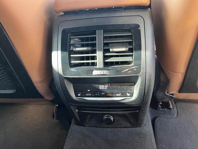 X3 xDrive 20d Mスポーツ 【全国正規ディーラー保証付/1年】【走行距離無制限】 弊社下取車両 1オーナー 禁煙車両 アクティブクルーズコントロール 純正古セグメント ヘッドアップディスプレ ワイヤレスチャージ ウッドトリム(25枚目)