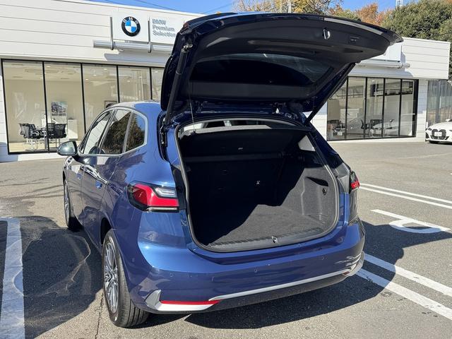 ２シリーズ ２１８ｄアクティブツアラー　エクスクルーシブ　【全国正規ディーラー保証付／２年】【走行距離無制限】１７ＡＷ　テクノロジーパッケージ　インテリアカメラ　ライブコックピット　ドライビングアシストプロ　ブラックレザーシート　ＨＵＤ　ｉＤ８ナビ　禁煙車両（15枚目）