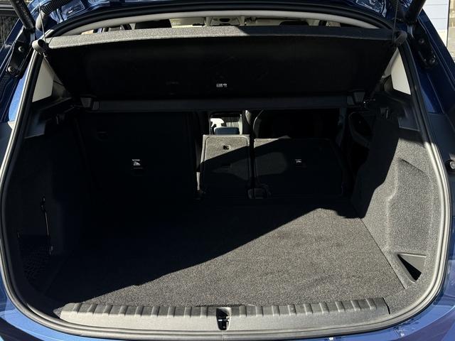 ２シリーズ ２１８ｄアクティブツアラー　エクスクルーシブ　【全国正規ディーラー保証付／２年】【走行距離無制限】１７ＡＷ　テクノロジーパッケージ　インテリアカメラ　ライブコックピット　ドライビングアシストプロ　ブラックレザーシート　ＨＵＤ　ｉＤ８ナビ　禁煙車両（19枚目）