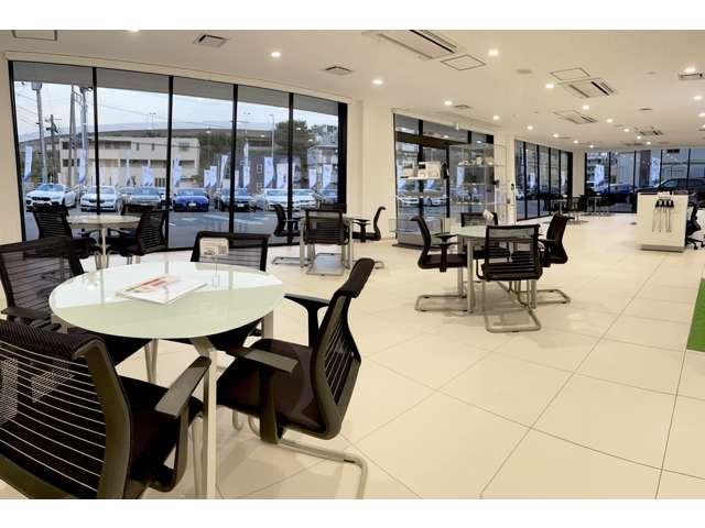 ２シリーズ ２１８ｄアクティブツアラー　エクスクルーシブ　【全国正規ディーラー保証付／２年】【走行距離無制限】１７ＡＷ　テクノロジーパッケージ　インテリアカメラ　ライブコックピット　ドライビングアシストプロ　ブラックレザーシート　ＨＵＤ　ｉＤ８ナビ　禁煙車両（70枚目）