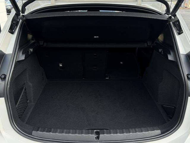 2シリーズ 218dアクティブツアラー Mスポーツ 【認定中古車】【認定中古車保証2年】【正規ディーラー】17AW LEDヘッドライト アレクサ AppleCarPlay カーブドディスプレイ アクティブクルーズコントロール ブラックハーフレザーシート(18枚目)