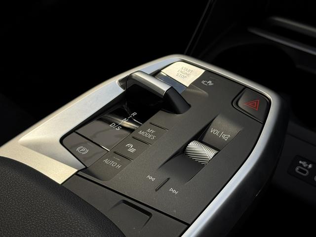 2シリーズ 218dアクティブツアラー Mスポーツ 【認定中古車】【認定中古車保証2年】【正規ディーラー】17AW LEDヘッドライト アレクサ AppleCarPlay カーブドディスプレイ アクティブクルーズコントロール ブラックハーフレザーシート(52枚目)