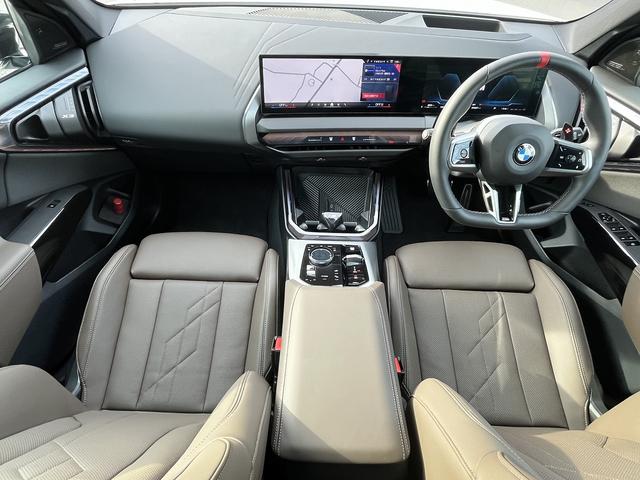 Ｘ３ Ｍ５０　ｘＤｒｉｖｅ　【全国正規ディーラー保証付／２年】【走行距離無制限】パノラマサンルーフ　弊社下取車両　１オーナー　禁煙車　アクティブクルーズコントロール　全包囲センサー　全方位カメラ　ブラウンレザーシート（3枚目）