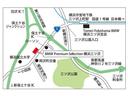 国道1号線沿い地下鉄「三ッ沢上町駅」から徒歩約10分、高速道路のインターおりてすぐ。BMW Premium Selection 横浜三ツ沢