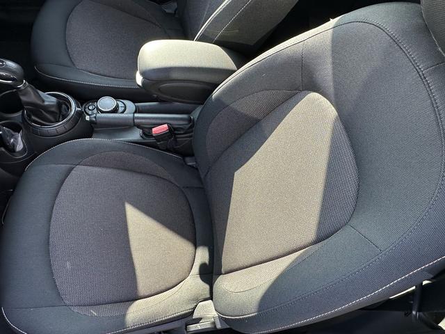 MINI クーパー ドライブレコーダー/純正ナビ/ETC/屋根黒ツートンカラー(18枚目)