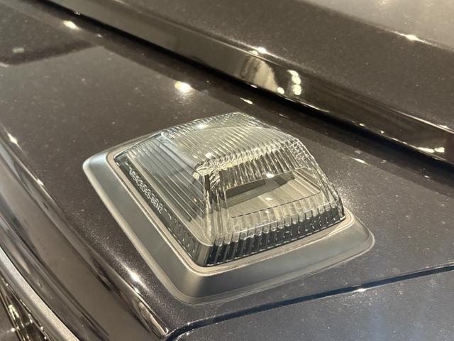 Ｇクラス Ｇ６３　弊社ユーザー様お下取り車両／禁煙車／新車保証継承／メルセデスケア車両／ＡＭＧカーボンインテリア／マヌファクトゥーアプログラムプラス／インテリアプラスパッケージ／ＡＭＧナイトパッケージ（40枚目）