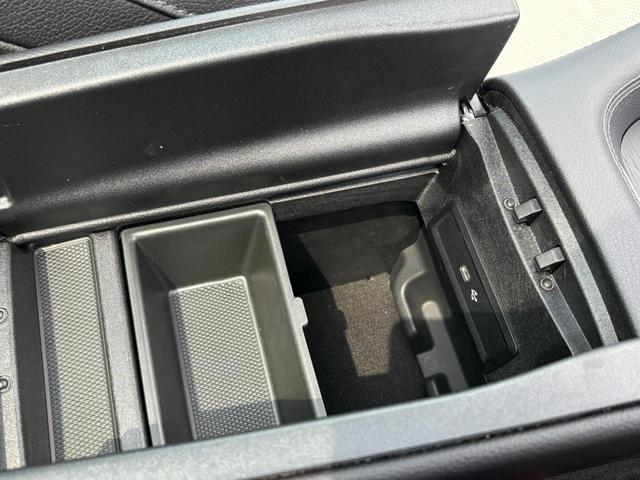 ＧＬＥ 　弊社デモカー／新車保証継承／ＡＭＧラインエクステリア／パノラミックスライディングルーフ／ＡＩＲＭＡＴＩＣサスペンション／ナッパレザーシート／温冷機能付きカップホルダー／エアバランスパッケージ（24枚目）