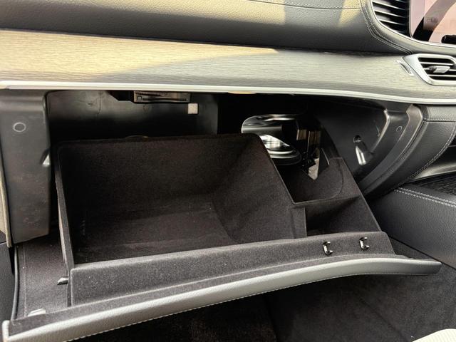 ＧＬＥ 　弊社デモカー／新車保証継承／ＡＭＧラインエクステリア／パノラミックスライディングルーフ／ＡＩＲＭＡＴＩＣサスペンション／ナッパレザーシート／温冷機能付きカップホルダー／エアバランスパッケージ（37枚目）