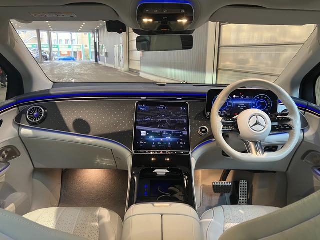 EQE SUV EQE350 4マチック SUVローンチエディション エアサスペンション/Burmester3Dサラウンドサウンドシステム/本革シート/シートベンチレーター/リアアクスルステアリング/パノラミックスライディングルーフ/ヘッドアップディスプレイ/(5枚目)