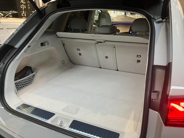 EQE SUV EQE350 4マチック SUVローンチエディション エアサスペンション/Burmester3Dサラウンドサウンドシステム/本革シート/シートベンチレーター/リアアクスルステアリング/パノラミックスライディングルーフ/ヘッドアップディスプレイ/(8枚目)