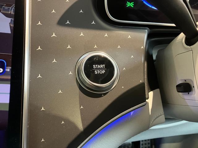 EQE SUV EQE350 4マチック SUVローンチエディション エアサスペンション/Burmester3Dサラウンドサウンドシステム/本革シート/シートベンチレーター/リアアクスルステアリング/パノラミックスライディングルーフ/ヘッドアップディスプレイ/(20枚目)
