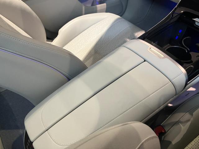 EQE SUV EQE350 4マチック SUVローンチエディション エアサスペンション/Burmester3Dサラウンドサウンドシステム/本革シート/シートベンチレーター/リアアクスルステアリング/パノラミックスライディングルーフ/ヘッドアップディスプレイ/(28枚目)