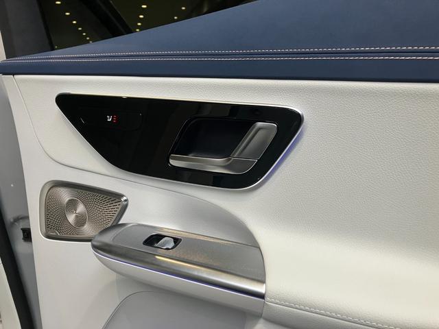 EQE SUV EQE350 4マチック SUVローンチエディション エアサスペンション/Burmester3Dサラウンドサウンドシステム/本革シート/シートベンチレーター/リアアクスルステアリング/パノラミックスライディングルーフ/ヘッドアップディスプレイ/(32枚目)