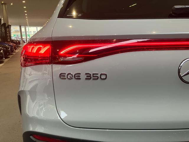 EQE SUV EQE350 4マチック SUVローンチエディション エアサスペンション/Burmester3Dサラウンドサウンドシステム/本革シート/シートベンチレーター/リアアクスルステアリング/パノラミックスライディングルーフ/ヘッドアップディスプレイ/(43枚目)