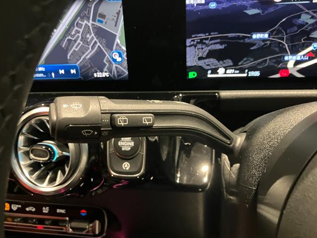 Ｂクラス Ｂ２００ｄ　ＡＭＧラインパッケージ　弊社デモカー／ＡＭＧラインパッケージ／ＡＭＧレザーエクスクルーシブパッケージ／ドライビングアシスタンスパッケージ／本革シート／マルチビームＬＥＤヘッドライト／コスモスブラック（19枚目）