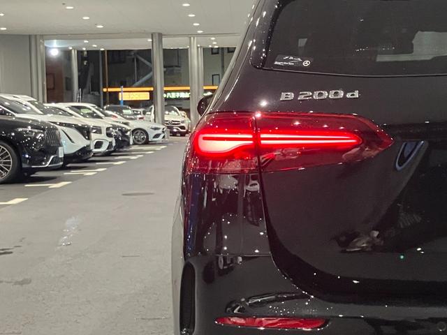 Ｂクラス Ｂ２００ｄ　ＡＭＧラインパッケージ　弊社デモカー／ＡＭＧラインパッケージ／ＡＭＧレザーエクスクルーシブパッケージ／ドライビングアシスタンスパッケージ／本革シート／マルチビームＬＥＤヘッドライト／コスモスブラック（33枚目）