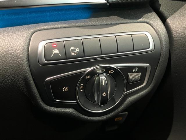 Ｖクラス Ｖ２２０ｄ　アバンギャルド　ＡＭＧライン　認定中古車２年保証／弊社お下取り車両／ＡＭＧライン／アンビエントライト／電動リアゲート／本革シート／前席シートヒーター／両側電動スライドドア／３列シート／分割式リアゲート／ＭＢＵＸナビゲーションシステ（28枚目）
