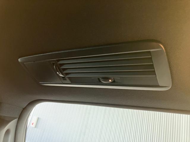 Ｖクラス Ｖ２２０ｄ　アバンギャルド　ＡＭＧライン　認定中古車２年保証／弊社お下取り車両／ＡＭＧライン／アンビエントライト／電動リアゲート／本革シート／前席シートヒーター／両側電動スライドドア／３列シート／分割式リアゲート／ＭＢＵＸナビゲーションシステ（32枚目）