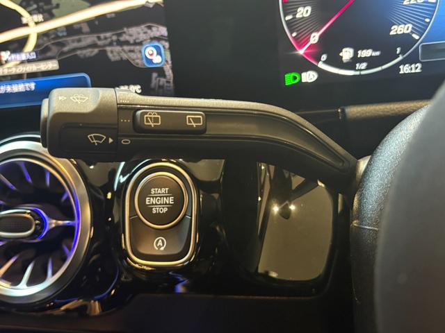 ＧＬＡクラス ＧＬＡ１８０　ＡＭＧラインパッケージ　弊社デモカー車両／新車保証継承車両／パタゴニアレッド／禁煙車／純正ドライブレコーダー／アダプティブダンピングシステム付きサスペンション／メモリー付きパワーシート／３６０°カメラシステム／フットトランク（19枚目）