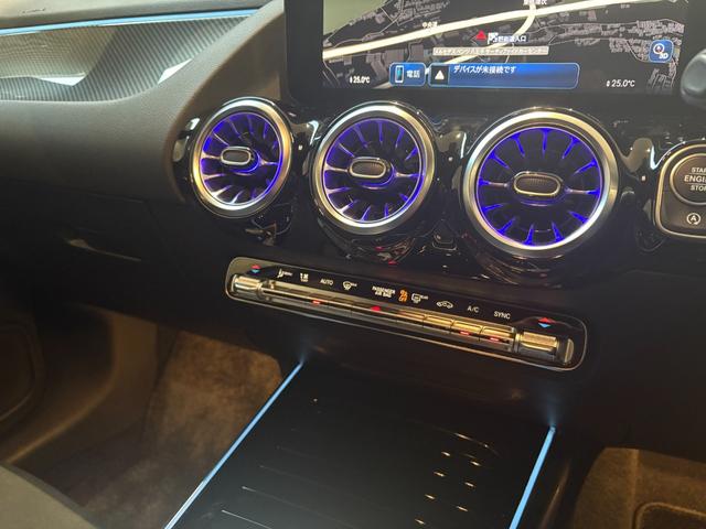 ＧＬＡクラス ＧＬＡ１８０　ＡＭＧラインパッケージ　弊社デモカー車両／新車保証継承車両／パタゴニアレッド／禁煙車／純正ドライブレコーダー／アダプティブダンピングシステム付きサスペンション／メモリー付きパワーシート／３６０°カメラシステム／フットトランク（25枚目）