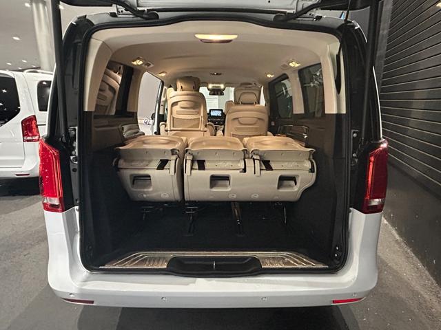 Vクラス V220d アバンギャルド ロング エクスクルーシブシートパッケージ/2列目シートベンチレーター/フルフラット機能付3列シート/COMANDシステム/シートヒーター/メモリー付パワーシート/2列目オットマン/レーダーセーフティパッケージ(6枚目)