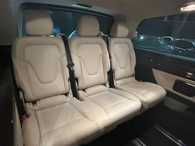 Vクラス V220d アバンギャルド ロング エクスクルーシブシートパッケージ/2列目シートベンチレーター/フルフラット機能付3列シート/COMANDシステム/シートヒーター/メモリー付パワーシート/2列目オットマン/レーダーセーフティパッケージ(17枚目)