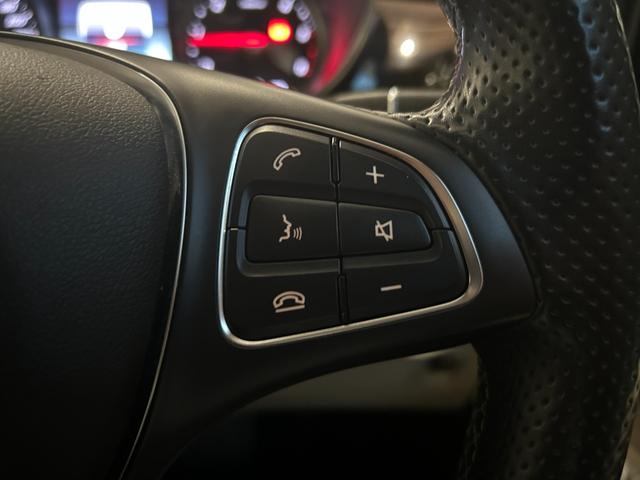 Vクラス V220d アバンギャルド ロング エクスクルーシブシートパッケージ/2列目シートベンチレーター/フルフラット機能付3列シート/COMANDシステム/シートヒーター/メモリー付パワーシート/2列目オットマン/レーダーセーフティパッケージ(20枚目)