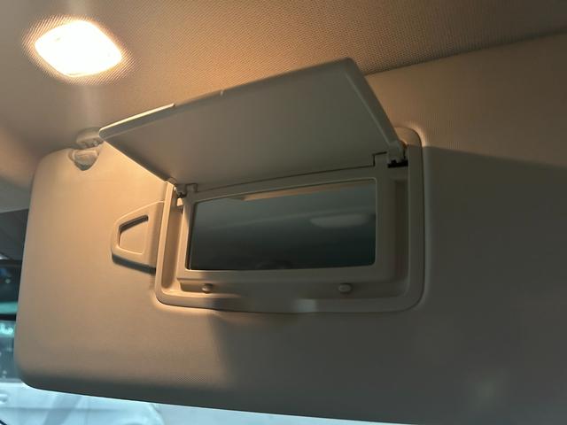 Vクラス V220d アバンギャルド ロング エクスクルーシブシートパッケージ/2列目シートベンチレーター/フルフラット機能付3列シート/COMANDシステム/シートヒーター/メモリー付パワーシート/2列目オットマン/レーダーセーフティパッケージ(35枚目)