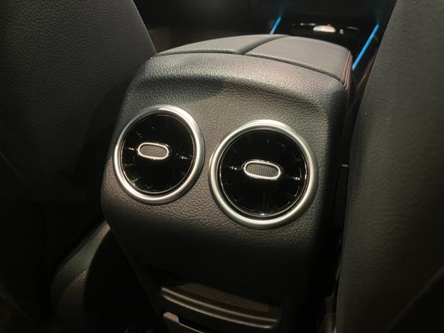 GLAクラス GLA200d 4マチック AMGラインパッケージ パノラミックスライディングルーフ/パタゴニアレッド/メモリー付パワーシート/アンビエントライト64色/ワイヤレス充電/360°カメラ/MBUX搭載車両/新車保証継承車両(27枚目)