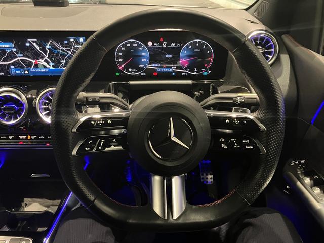 Bクラス B180 AMGラインパッケージ 弊社元デモカー/認定中古車/新車保証継承車両/AMGラインパッケージ/レーダーセーフティパッケージ/アンビエントライト/アドバンスドサウンド/フットトランクオープナー/シートヒーター(14枚目)