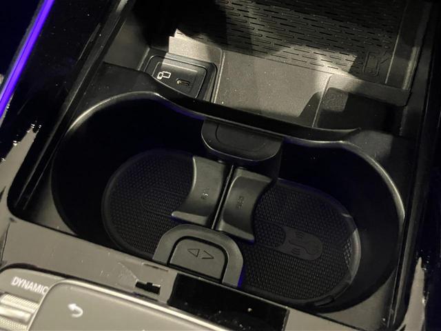 GLAクラス GLA45 S 4マチック+ AMGアドバンスドパッケージ/AMGパフォーマンスパッケージ/パノラミックスライディングルーフ/本革シート/ヘッドアップディスプレイ/AMGパフォーマンスステアリング/アンビエントライト64色/シート(26枚目)