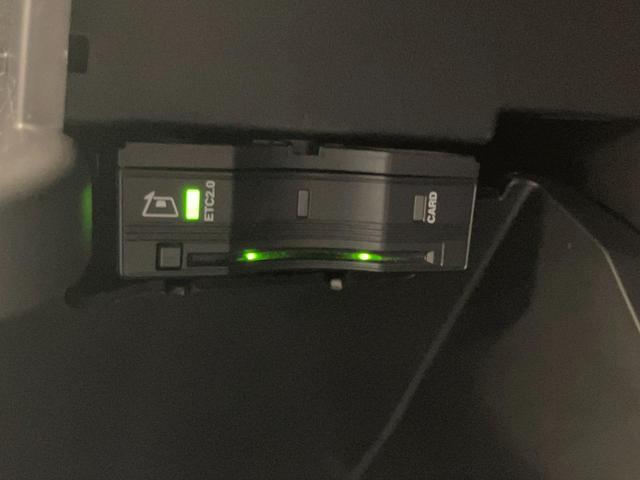 GLAクラス GLA45 S 4マチック+ AMGアドバンスドパッケージ/AMGパフォーマンスパッケージ/パノラミックスライディングルーフ/本革シート/ヘッドアップディスプレイ/AMGパフォーマンスステアリング/アンビエントライト64色/シート(38枚目)