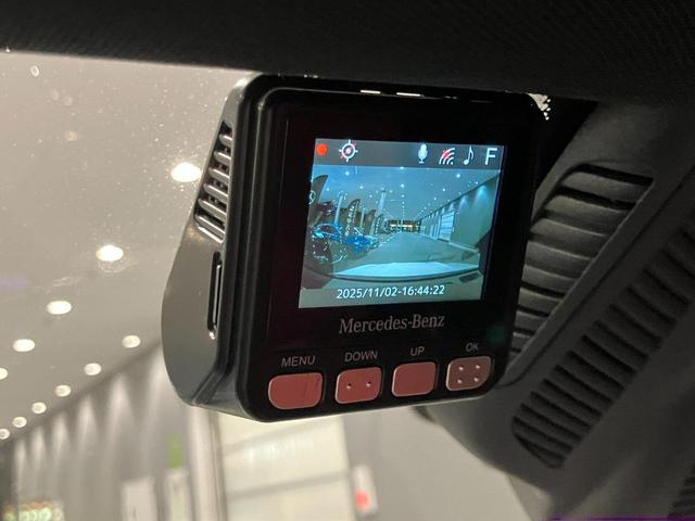 GLAクラス GLA45 S 4マチック+ AMGアドバンスドパッケージ/AMGパフォーマンスパッケージ/パノラミックスライディングルーフ/本革シート/ヘッドアップディスプレイ/AMGパフォーマンスステアリング/アンビエントライト64色/シート(39枚目)